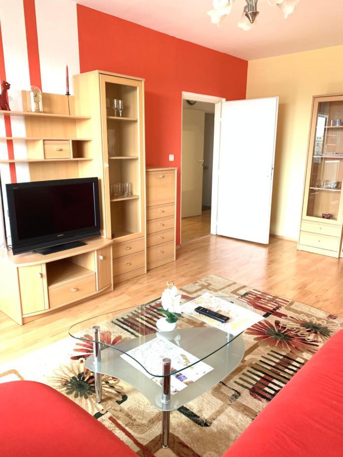 Apartment Botanika2 Trnava Exterior foto
